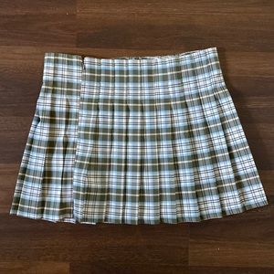 No Boundaries plaid skirt